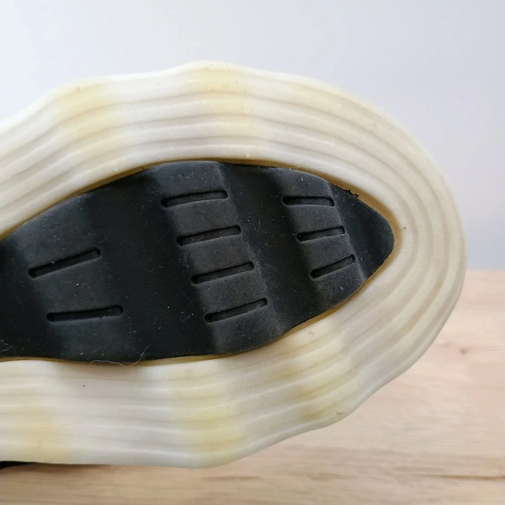 Skechers brand style